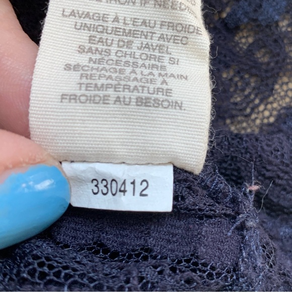 Fossil Navy Blue Sheer Lace Cap Sleeve Pullover - Picture 7 of 7